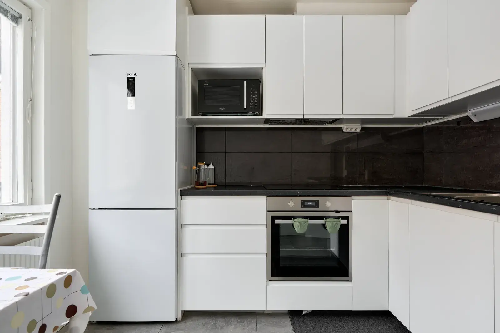 Lägenhet, Duvbergsvägen 34, Huddinge. Bild 1 av 14