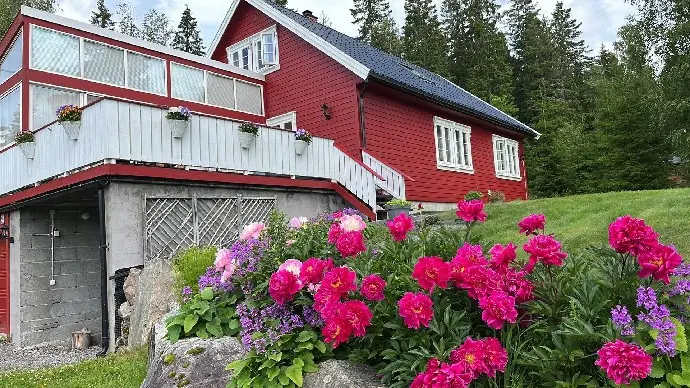 Villa, Rommenäs Knausen 1, Årjäng. Bild 1 av 25