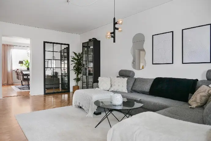 Lägenhet, Östra Storgatan 1A, Kil. Bild 1 av 22