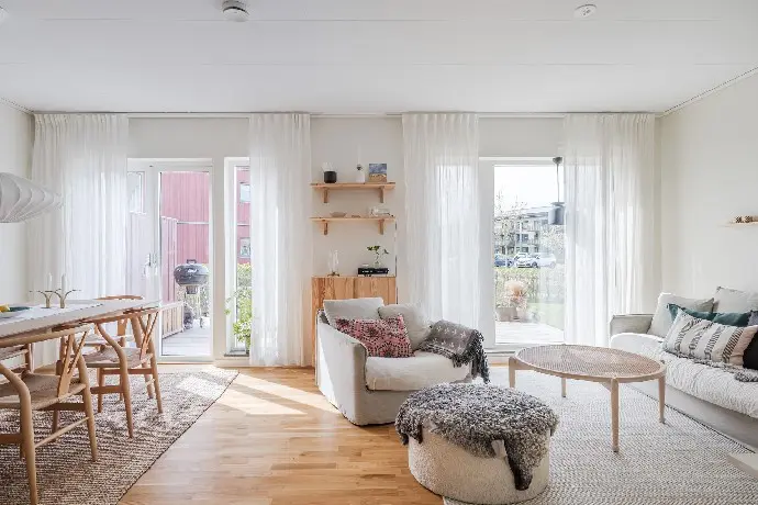 Apartment, Lantgårdsvägen 15A, Vänersborg. Photo 1 of 36