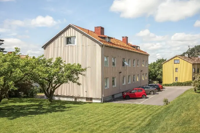 Lägenhet, Idrottsvägen 13B, Ale. Bild 1 av 20