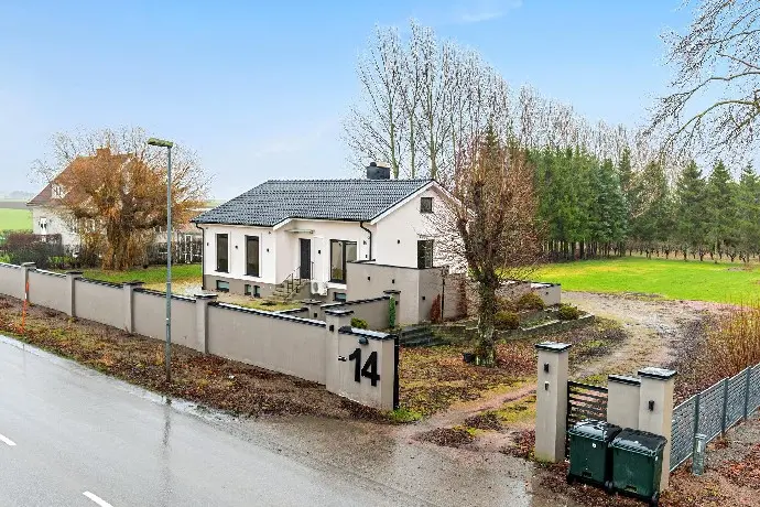 Villa, Tranarpsvägen 14, Åstorp. Bild 1 av 18