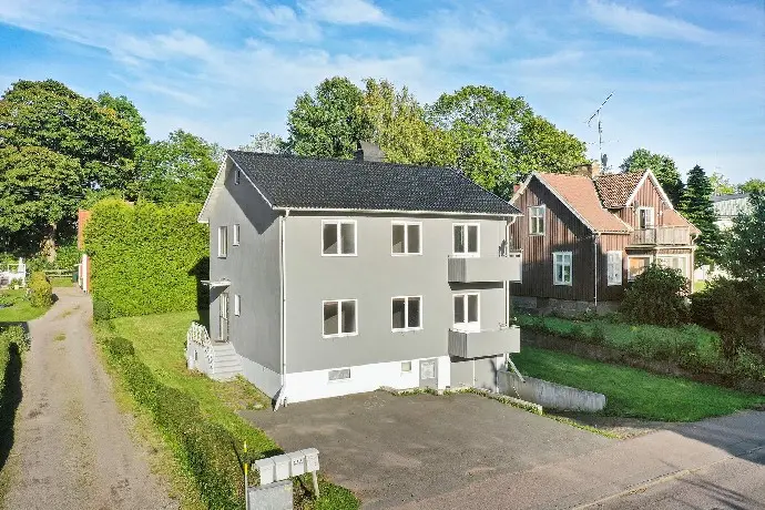 Image 1 of 18 of Karlstadsvägen 8A