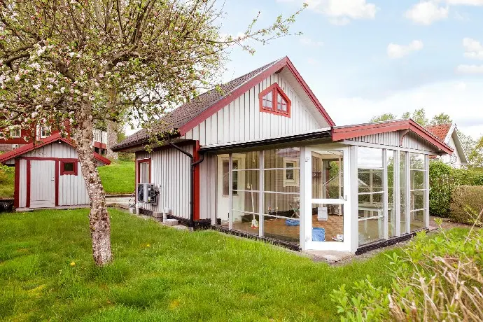 Villa, Ekåsens Fritidsby 40, Mölndal. Bild 1 av 19