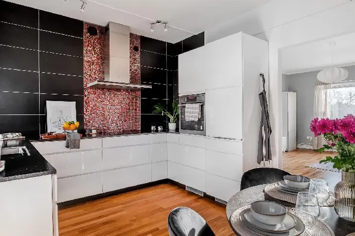 Apartment, Domsagevägen 6C, Trollhättan. Photo 1 of 18