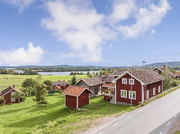 House, Ullvi Sågmyravägen 202, Leksand. Photo 1 of 35