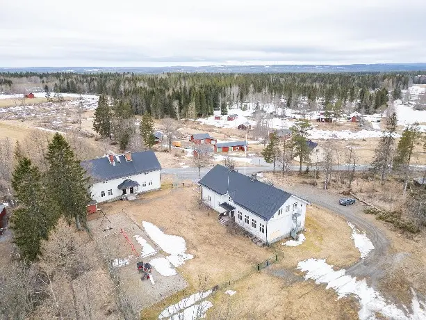 Bild 1 av 40 på Fyrås 567