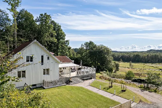 House, Asserdalsvägen 226, Kungsbacka. Photo 1 of 40