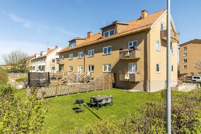 Bild 1 av 29 på Heljestrandsgatan 9B