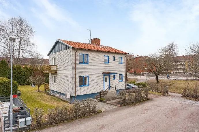 Bild 1 av 40 på Älvängsgatan 18
