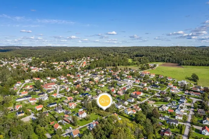 Image 1 of 6 of Syrenvägen 12