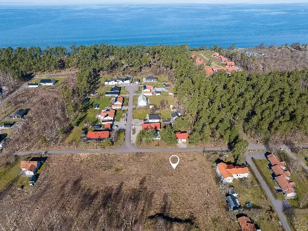 Bild 1 av 10 på Skogsvägen 17