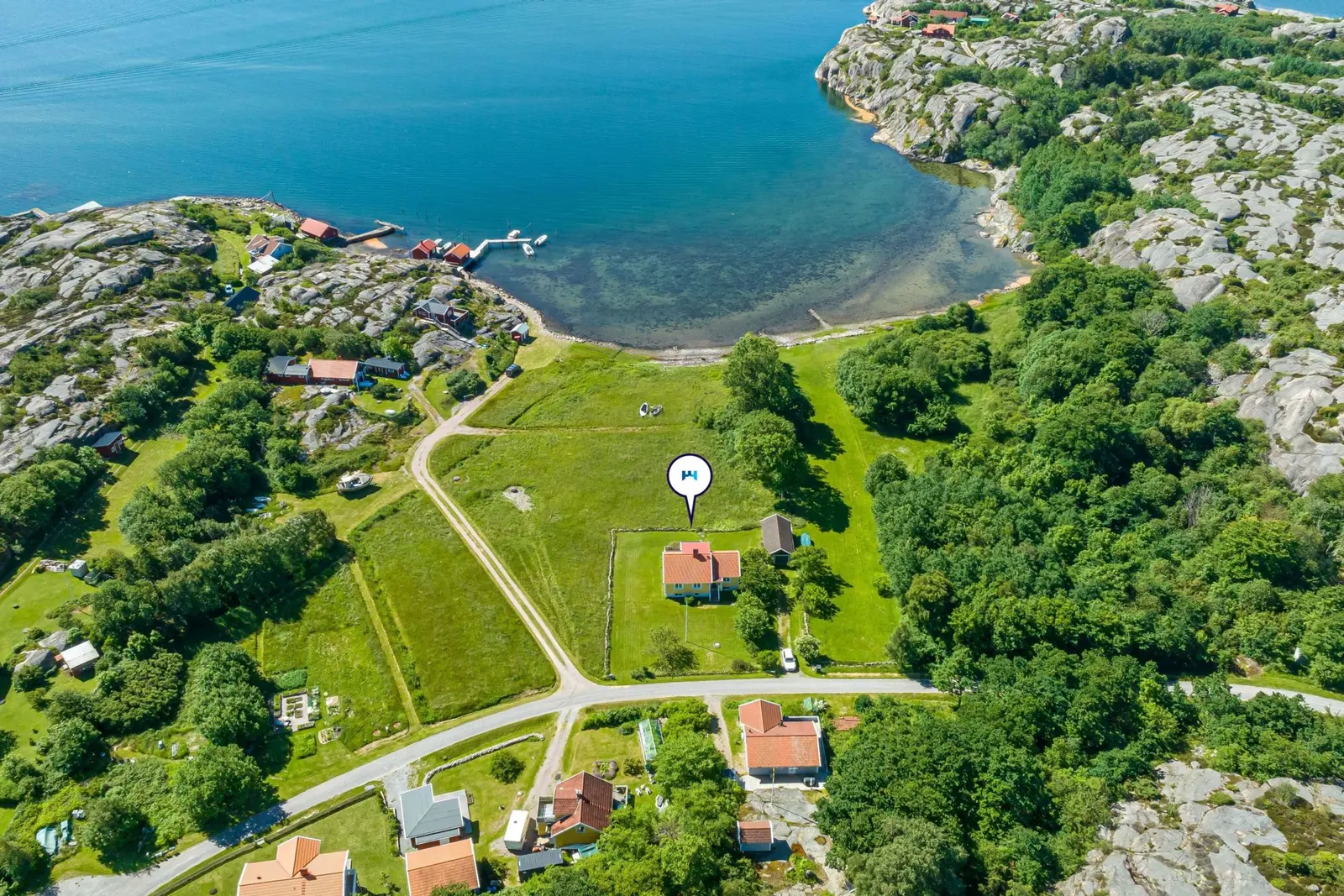 Fritidshus, Skredsviksvägen 39, Hamburgsund. Bild 1 av 20