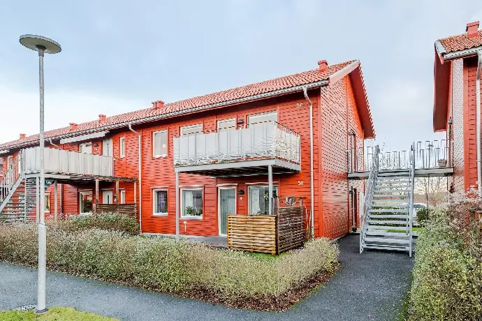 Lägenhet, Stadsgårdsvägen 5F, Vänersborg. Bild 1 av 20