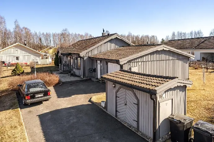 Bild 1 av 20 på Forsbrogatan 6