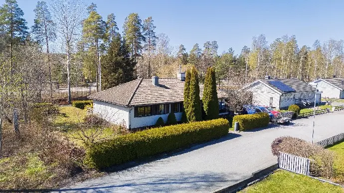 Image 1 of 20 of Skogshagagatan 38