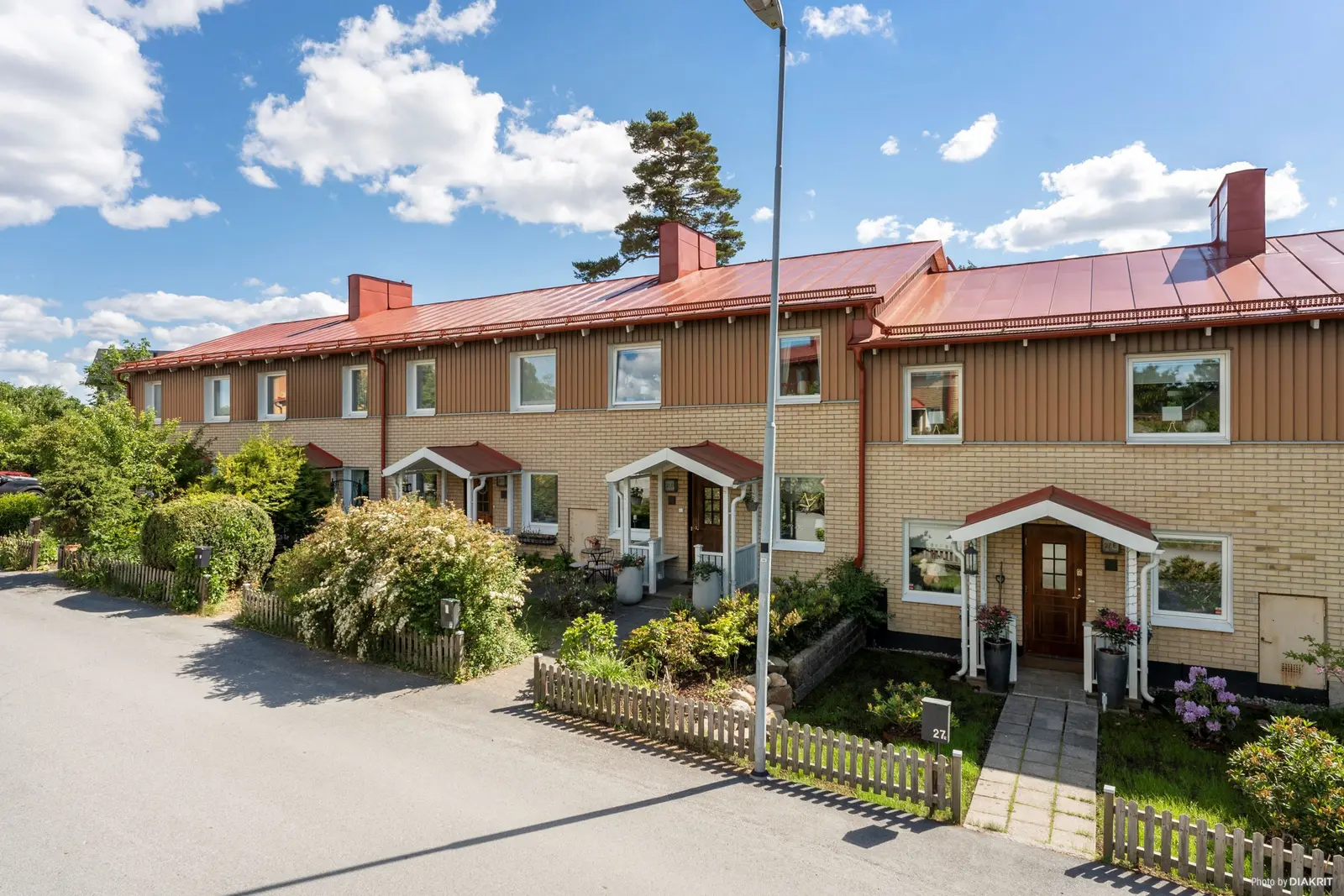 Lägenhet, Aspvägen 27d, Sollentuna. Bild 1 av 27