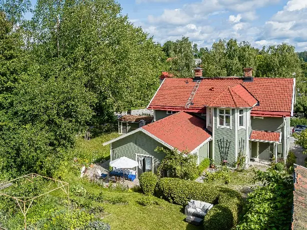 Image 1 of 20 of Västra Storgatan 53