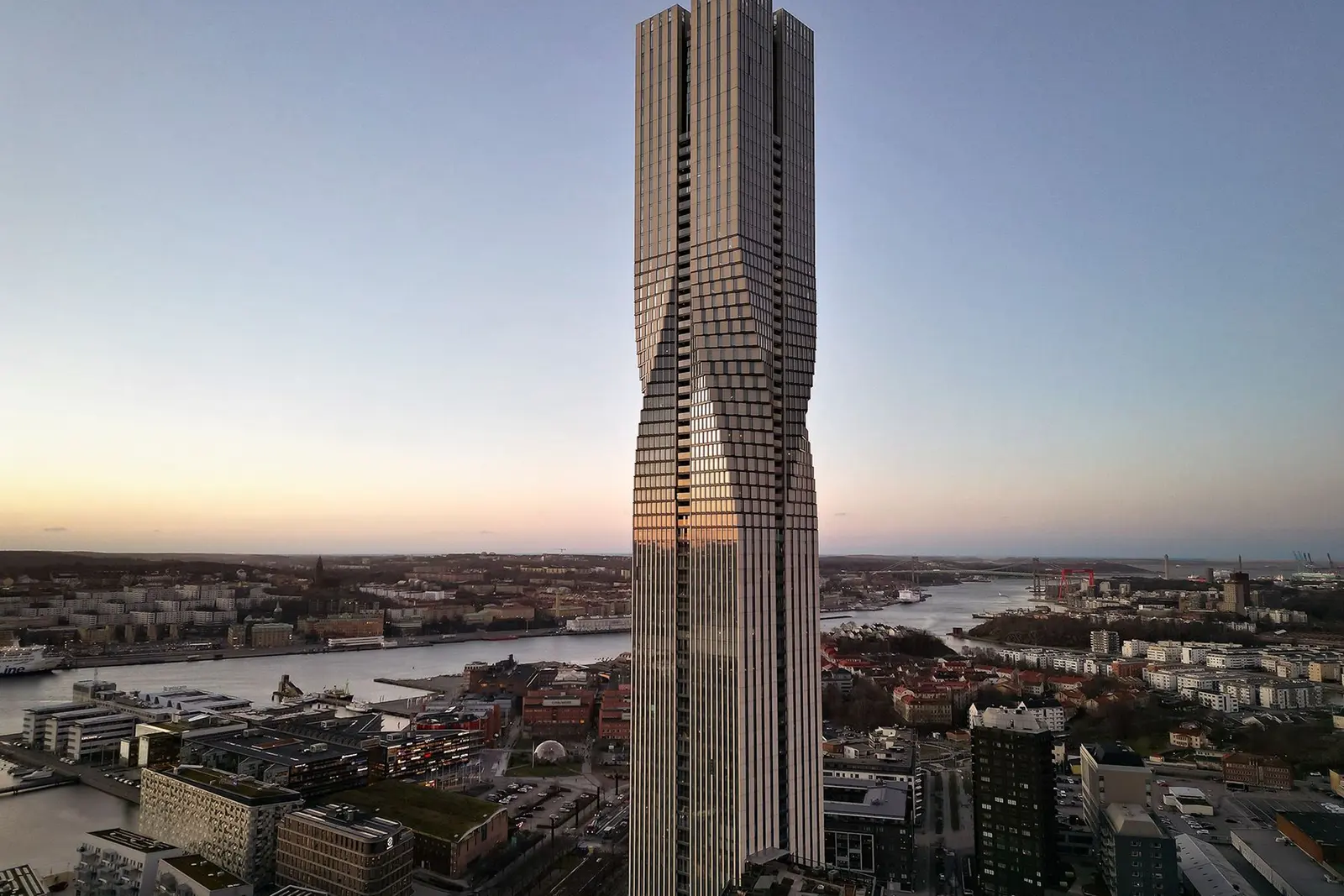 Apartment, Lodjursstråket 1, Våning 36, Göteborg. Photo 1 of 22