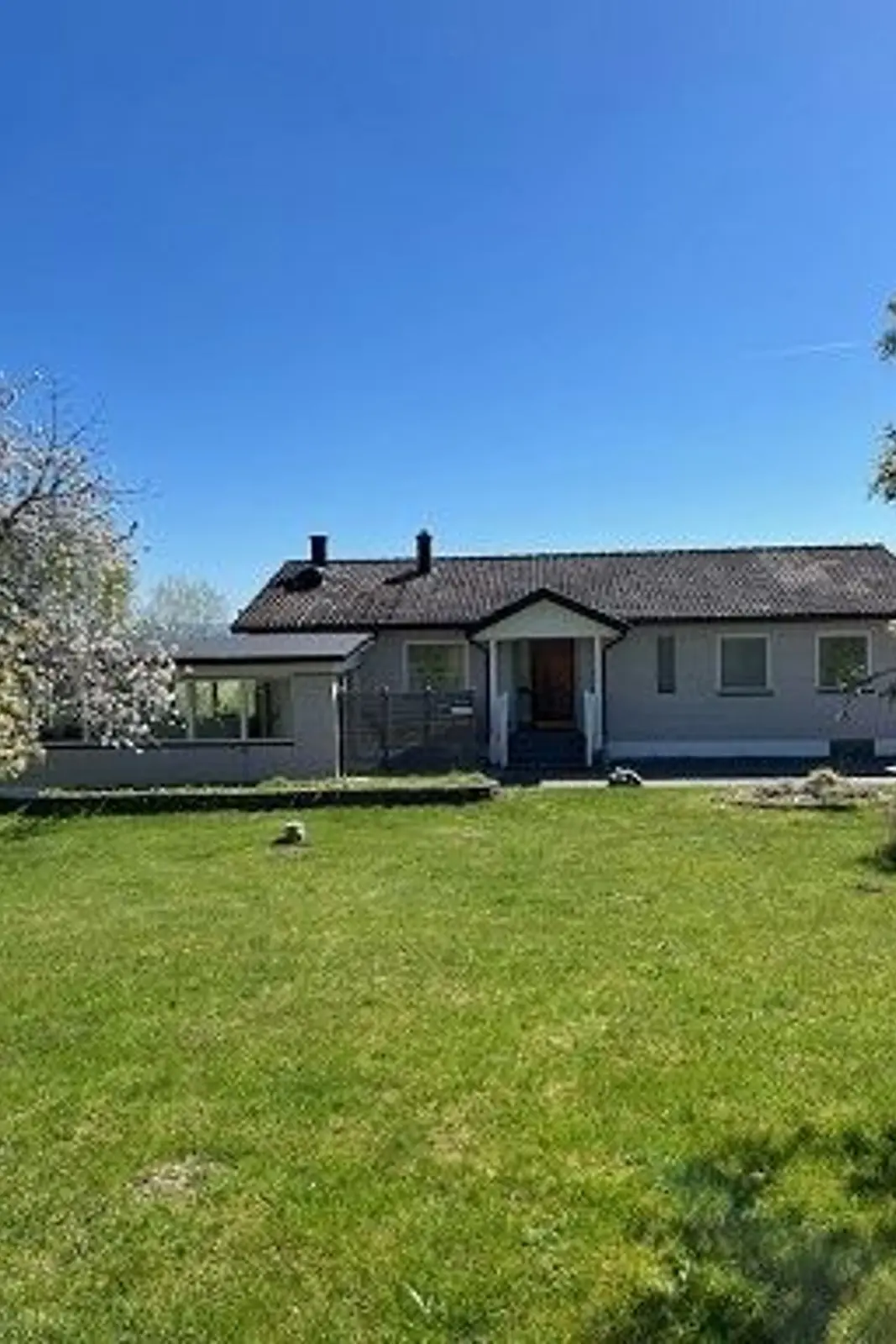 Villa, Naxosgatan 1, Habo. Bild 1 av 20