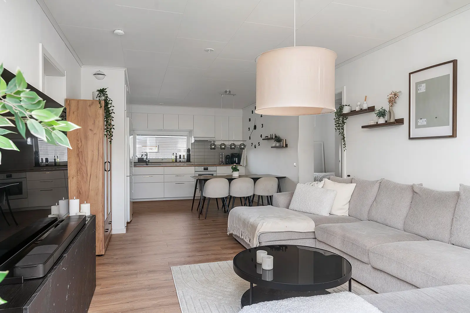 Apartment, Husmansgatan, Södertälje. Photo 1 of 16