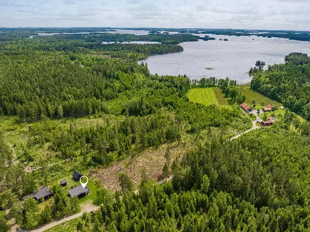 Fritidshus, Tjureda Skogsstugan 1, Alvesta. Bild 1 av 32