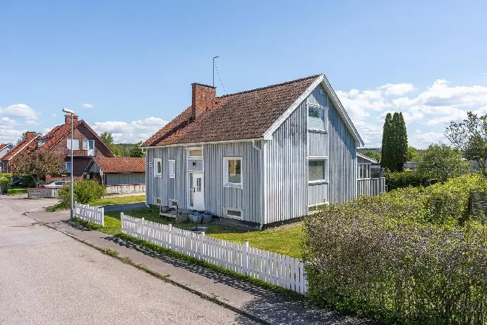Image 1 of 40 of Åkervägen 57