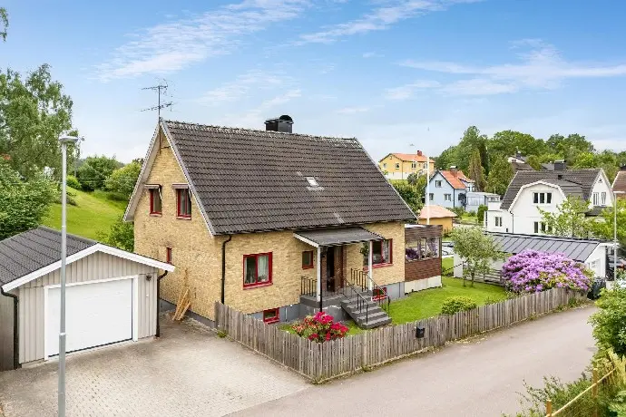 House, Syrenvägen 3, Ale. Photo 1 of 12
