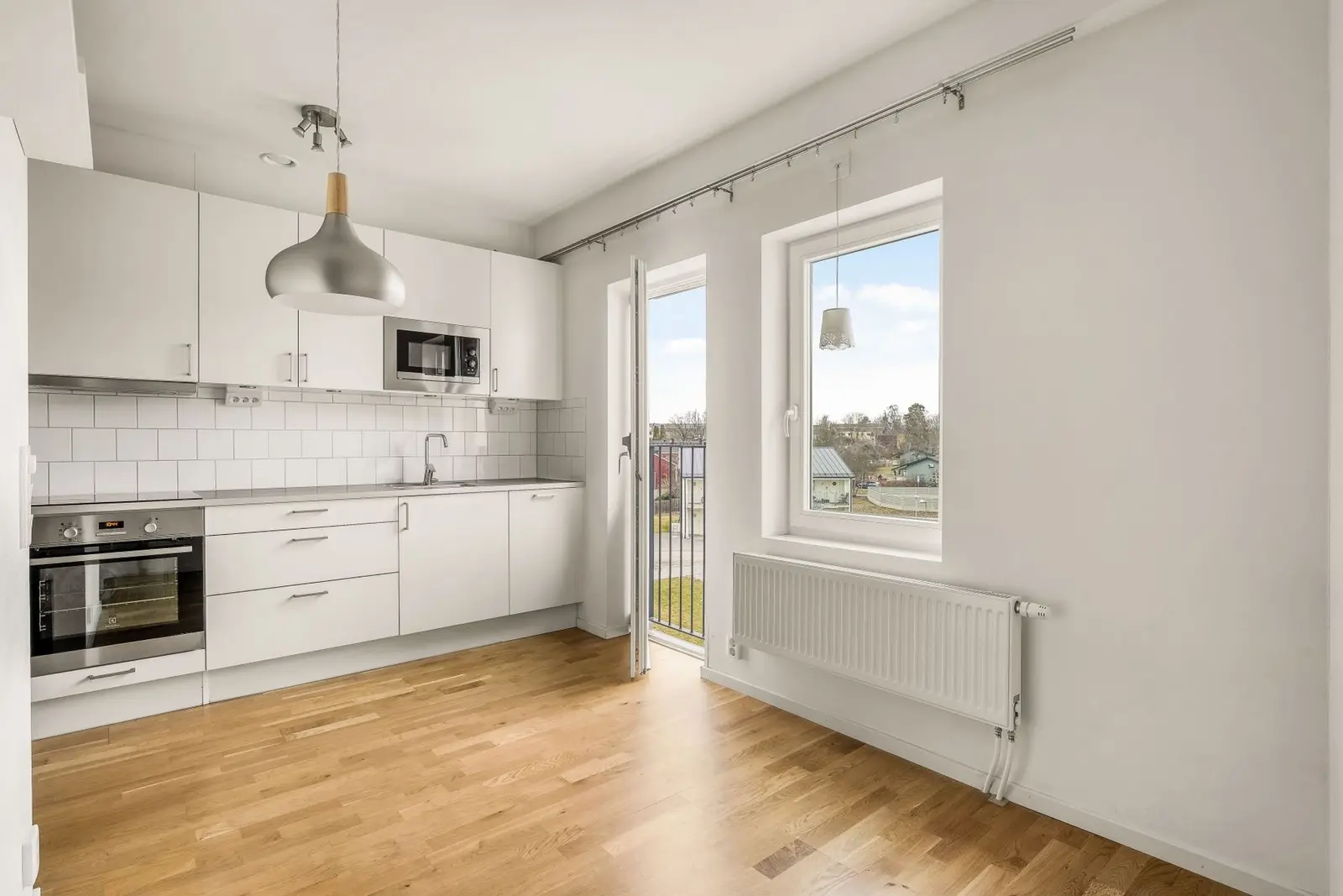 Apartment, Blomsterkungsvägen 116 B, Hässelby. Photo 1 of 18