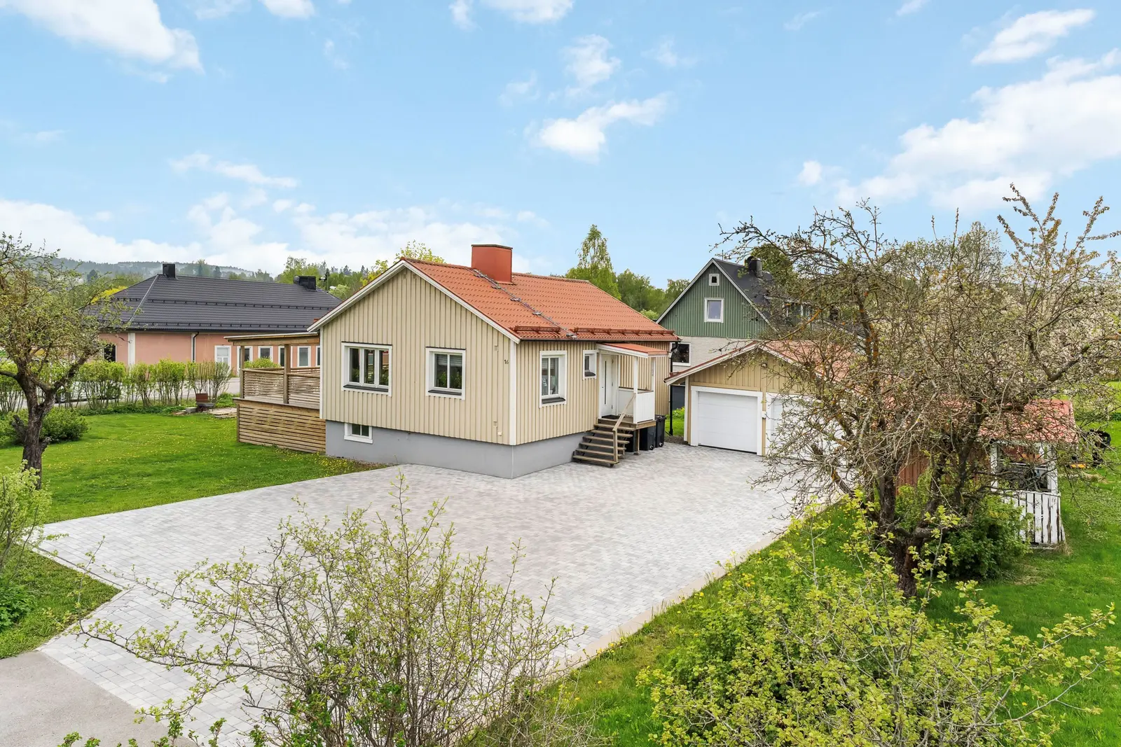 Villa, Banérgatan 16, Timrå. Bild 1 av 35