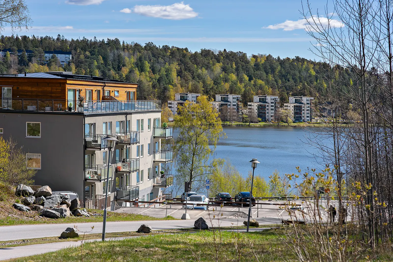 Lägenhet, Linavägen, Södertälje. Bild 1 av 14
