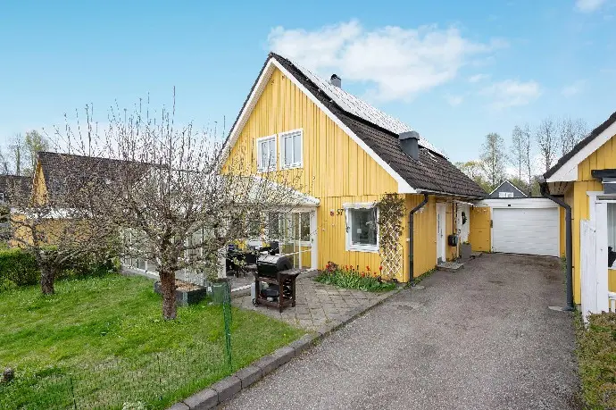 Villa, Gaddaborgsvägen 57, Gävle. Bild 1 av 37