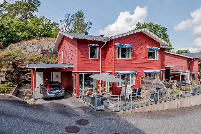 Lägenhet, Strömslundsgatan 71, Trollhättan. Bild 1 av 36