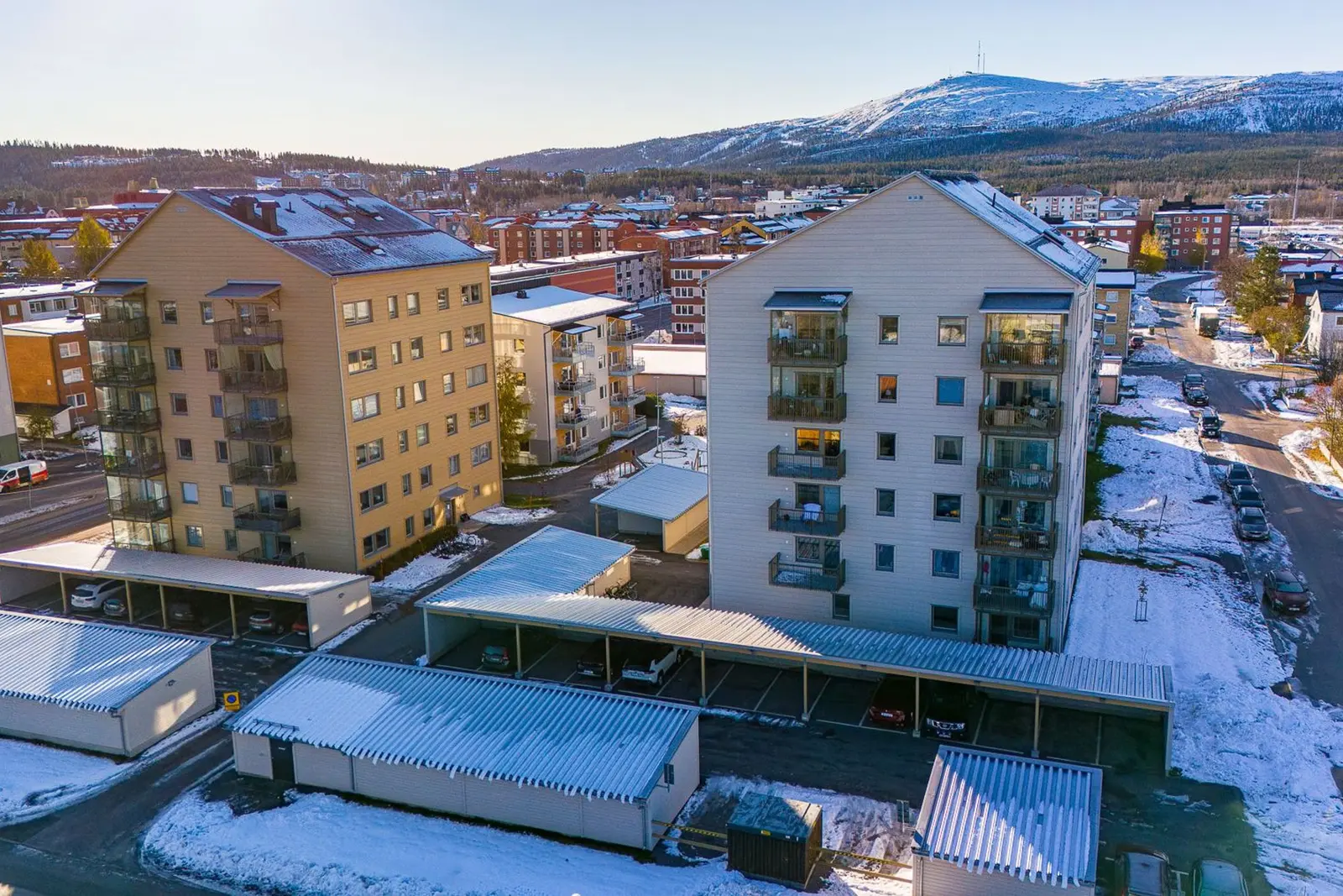 Lägenhet, Lappfogdegatan 1a, Gällivare. Bild 1 av 20