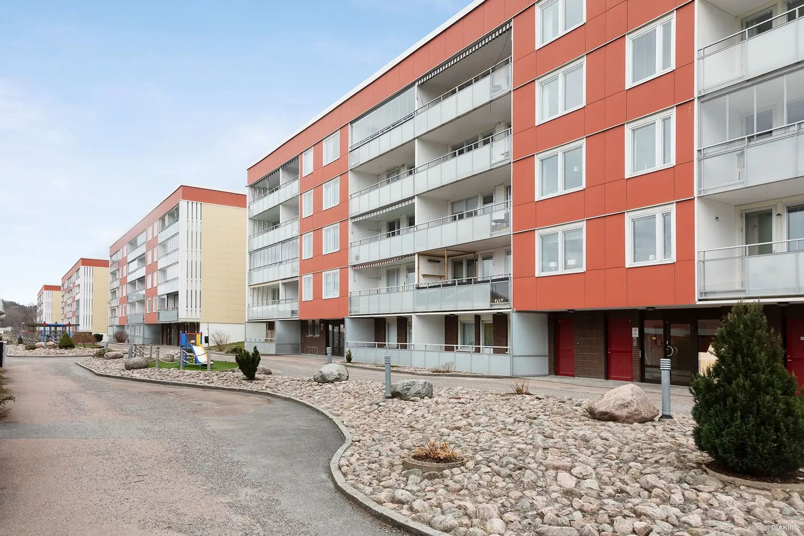 Lägenhet, Tvetgatan 251, Kungälv. Bild 1 av 16