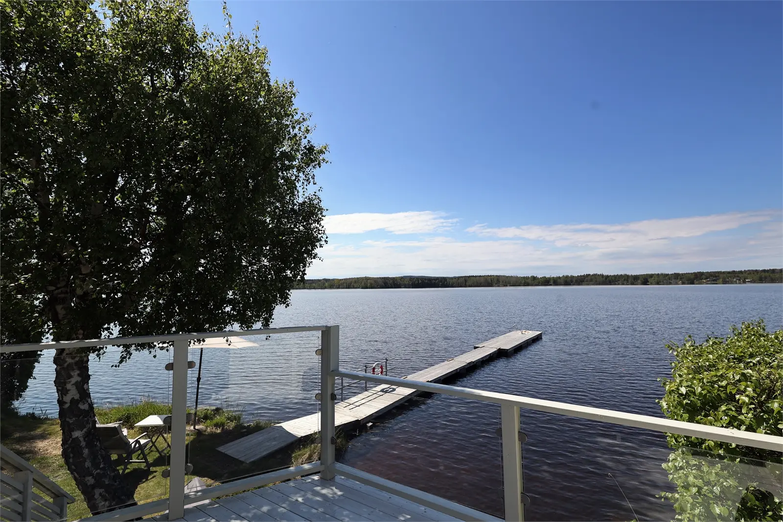 Image 1 of 33 of Aludden