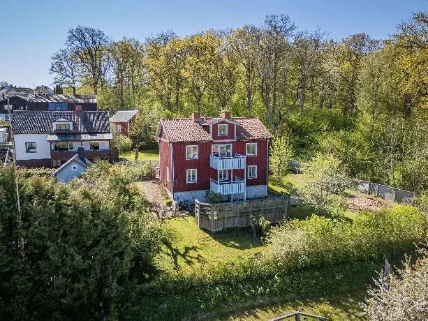 Villa, Fålehagsgränd 6, Motala. Bild 1 av 16