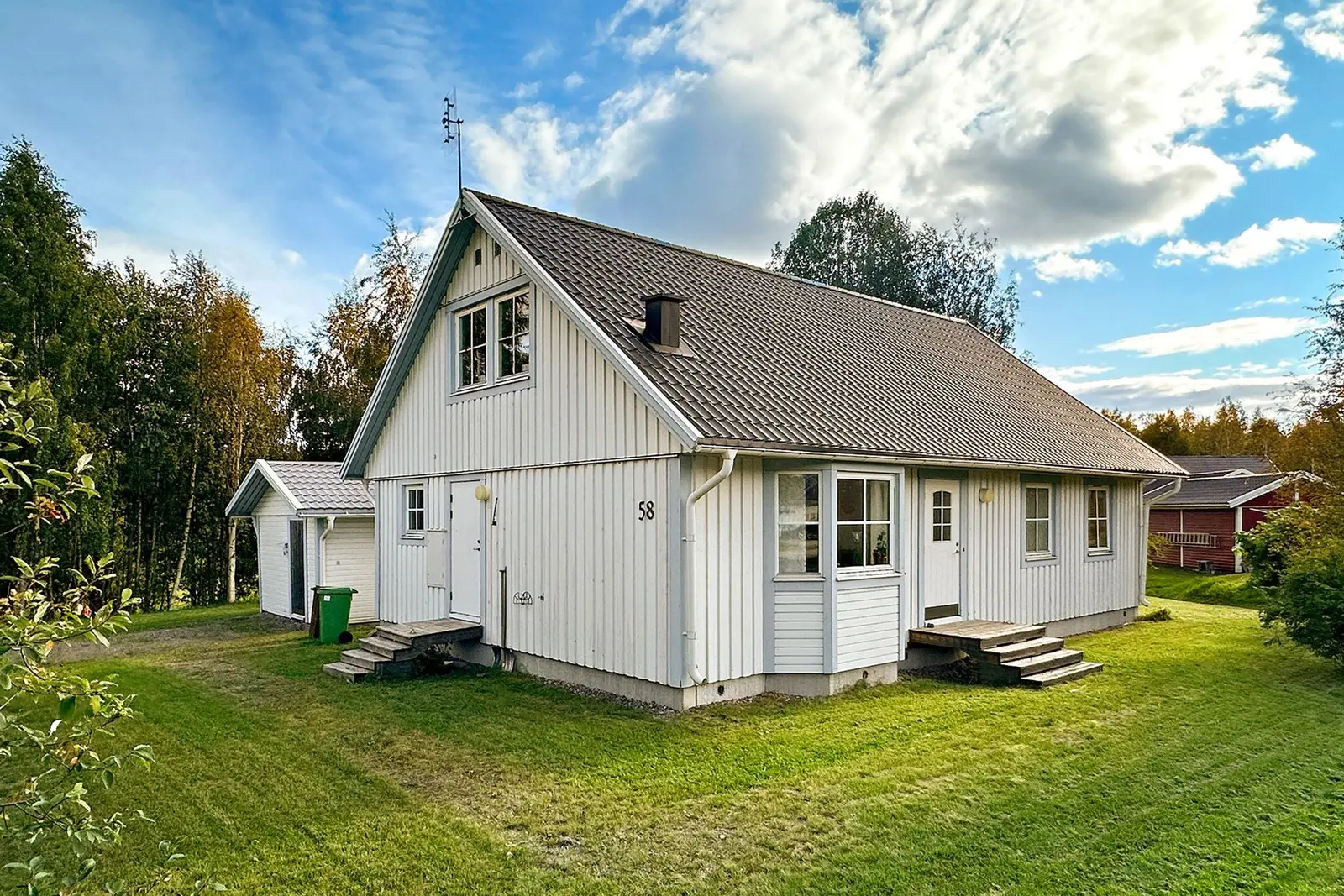 House, Johannisbergsvägen 58, Kalix. Photo 1 of 16