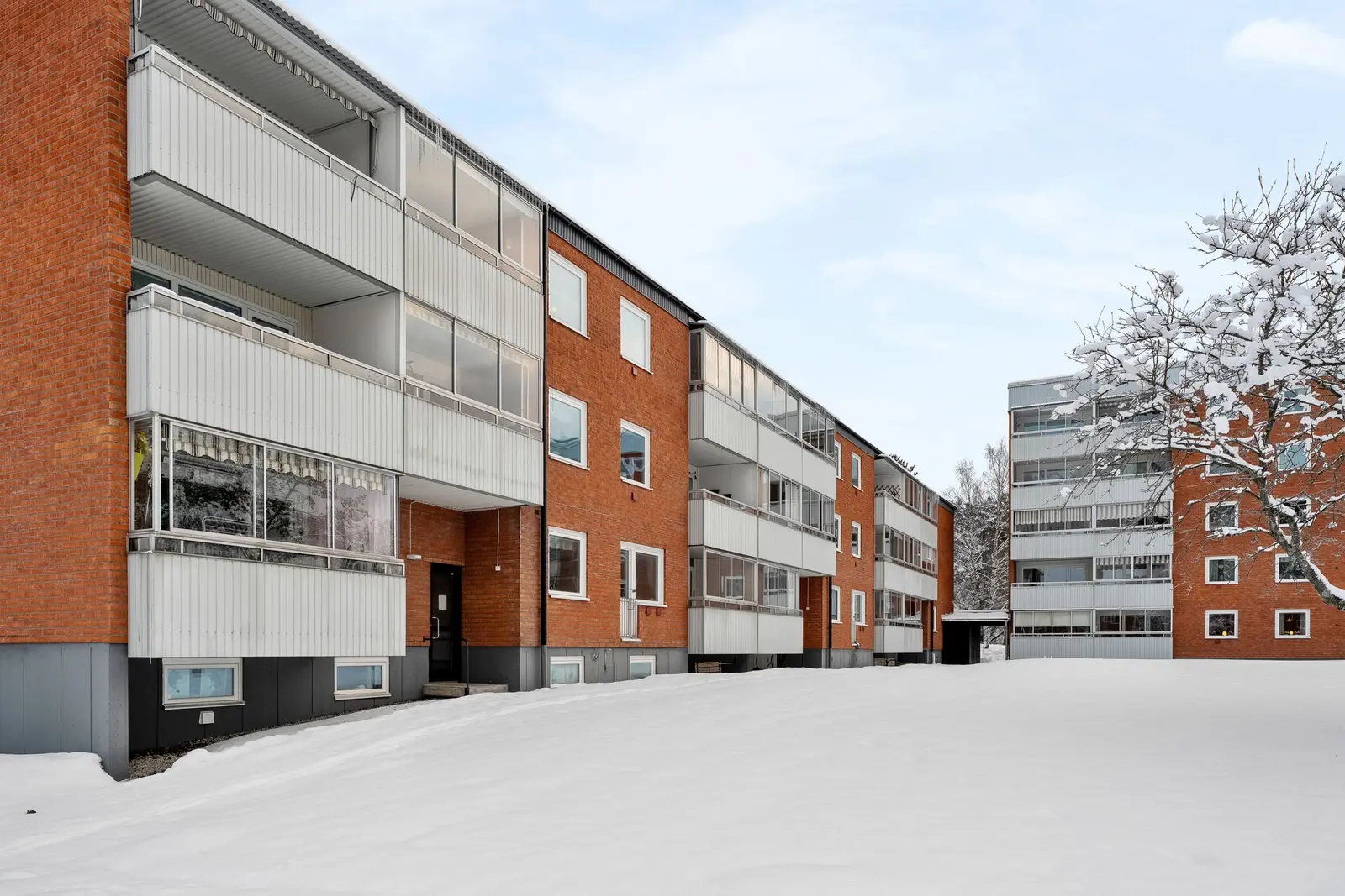 Lägenhet, Älvgatan 2b, Kvissleby. Bild 1 av 20