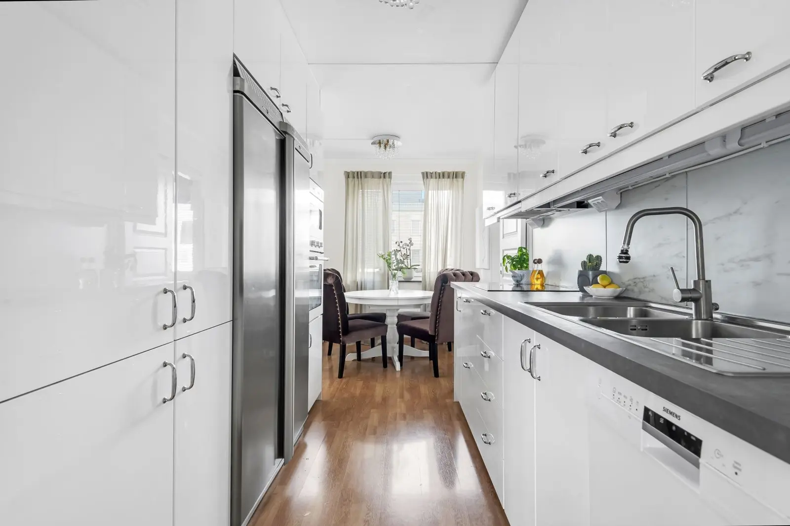 Apartment, Skäftingebacken 11, 4 Tr, Spånga. Photo 1 of 20