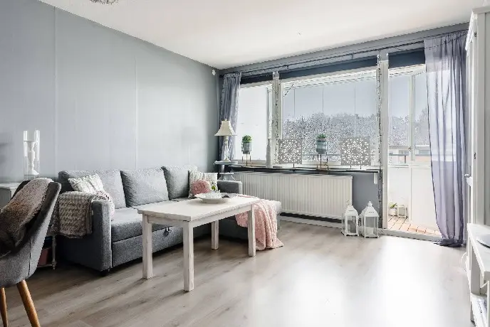 Lägenhet, Hjortronvägen 65, Kungsängen. Bild 1 av 20