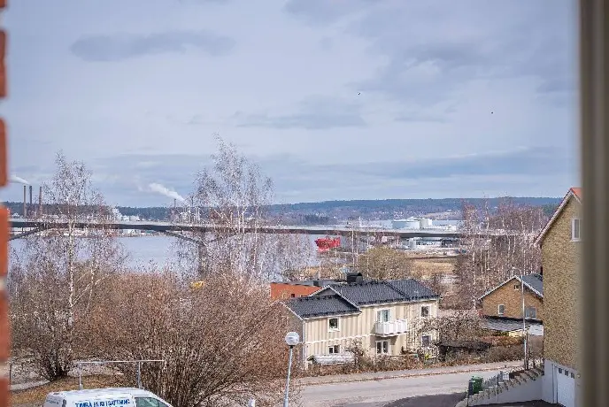Lägenhet, Östra Radiogatan 2A, Sundsvall. Bild 1 av 17