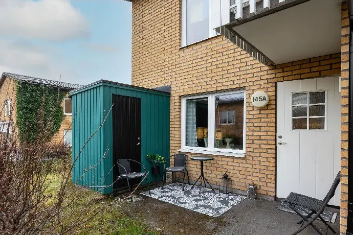Bild 1 av 20 på Barkvägen 145A