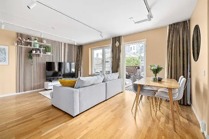 Lägenhet, Karlslundsvägen 24, Järfälla. Bild 1 av 20