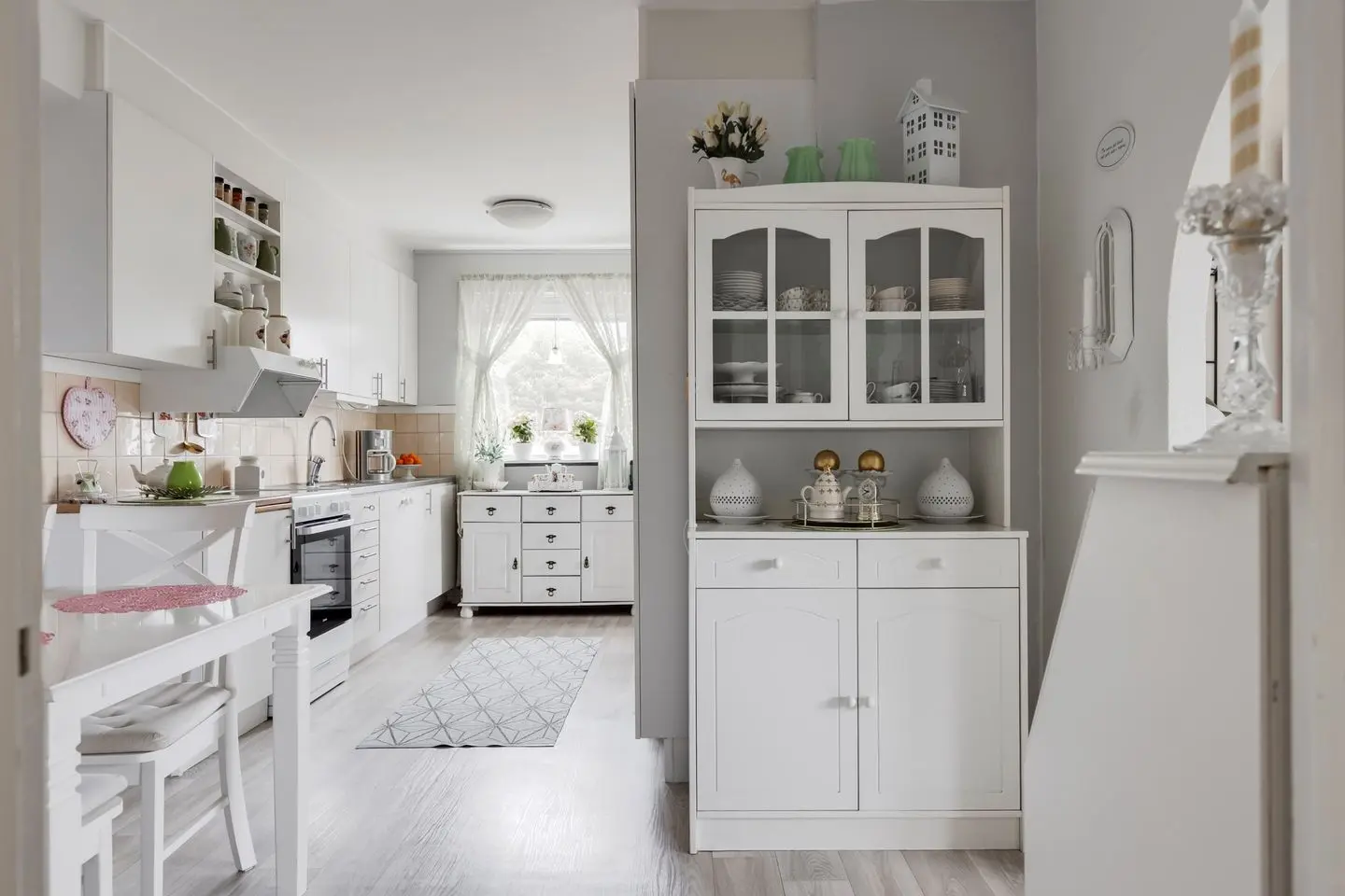Lägenhet, Nolbygatan, Kristinehamn. Bild 1 av 33