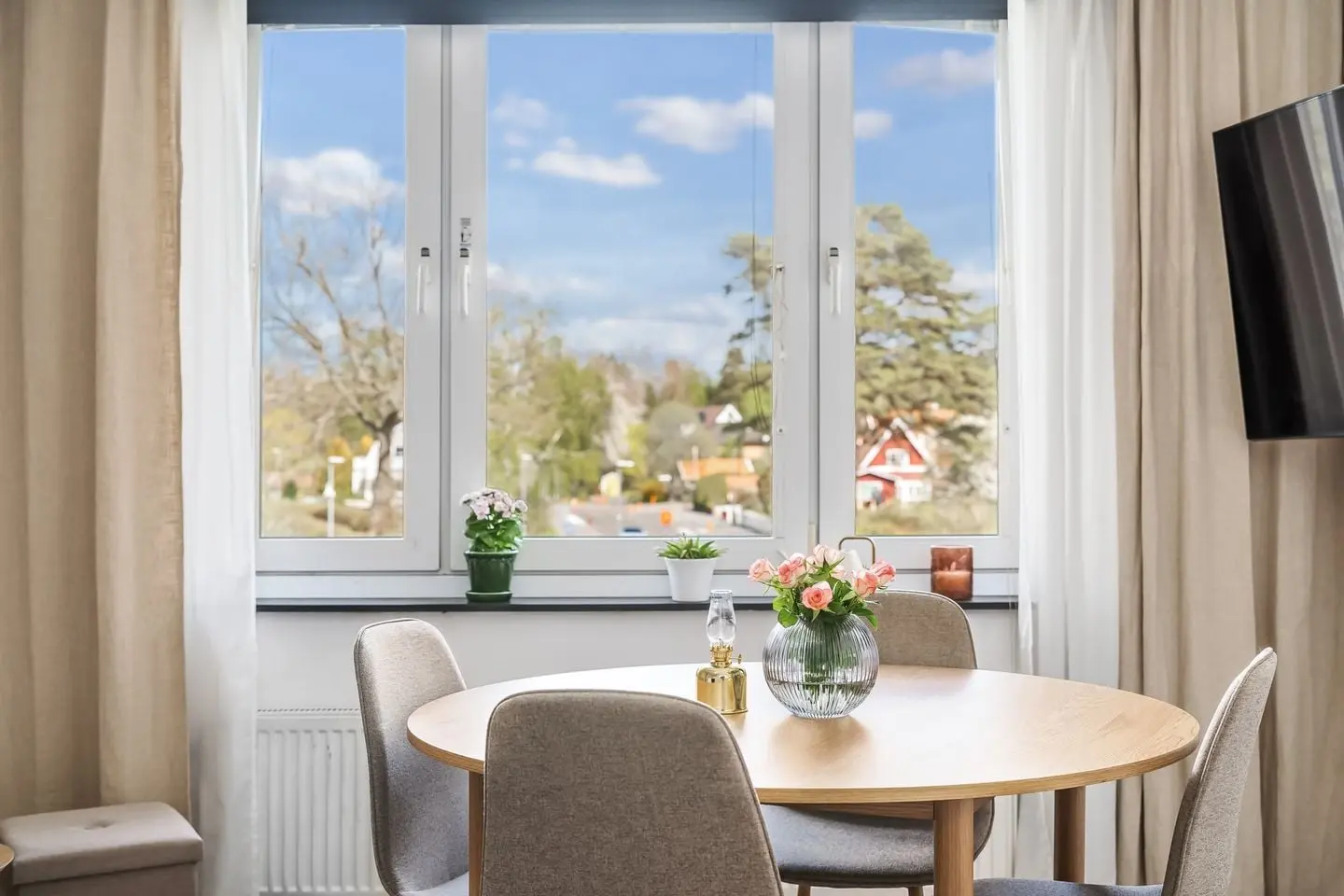 Lägenhet, Grönviksvägen, Nynäshamn. Bild 1 av 22