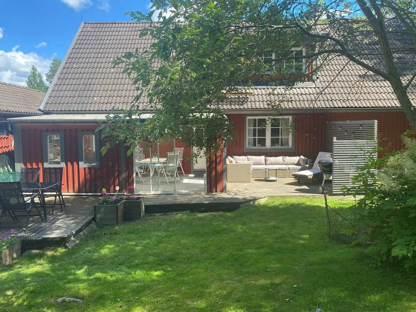 Bild 1 av 40 på Sambavägen