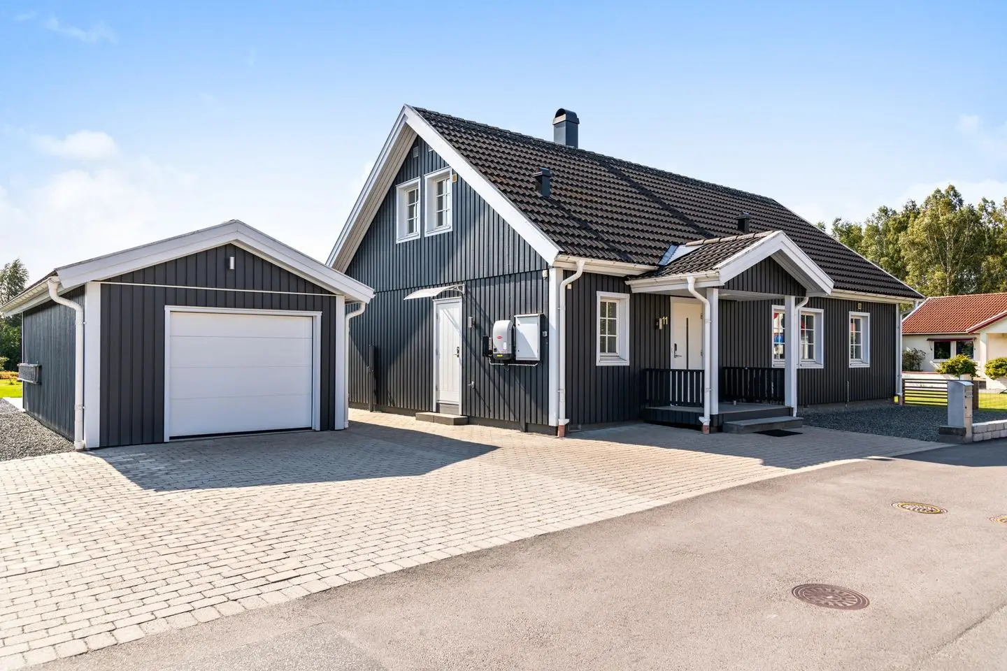 Villa, Pål Tuas väg, Hässleholm. Bild 1 av 32
