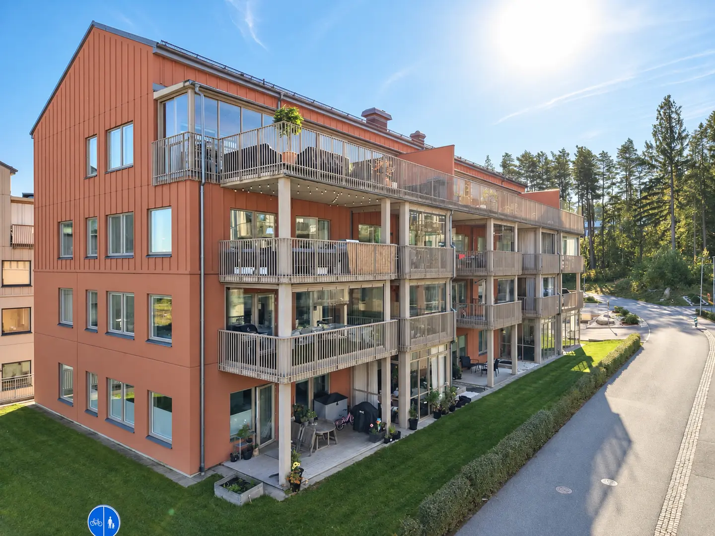 Bild 1 av 40 på Olles gata