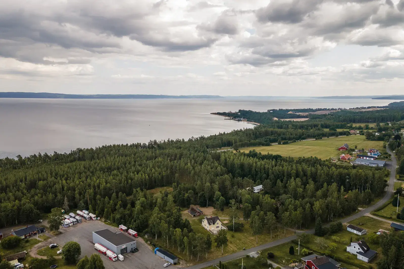 Bild 1 av 8 på Nätebäcken Sjövik X